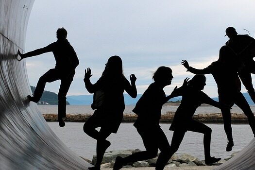 friendship, fun, backlighting, together, characters, people, tube, fjord, water, sky blue, outlines, the shade, running, to dance, team, community, friendship, friendship, friendship, fun, together, people, people, nature, team, team, team, team, team, community, community, community, community